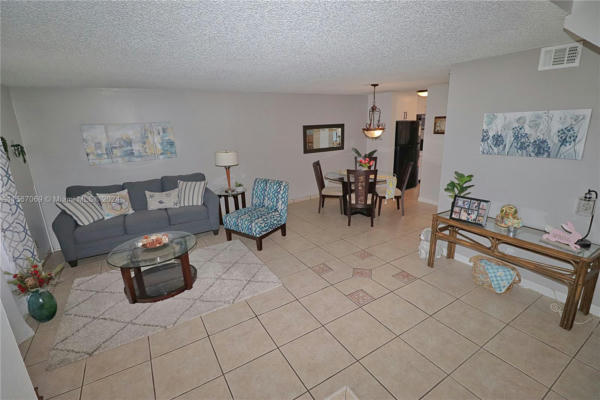 1450 NW 112TH TER # 1450, PEMBROKE PINES, FL 33026, photo 4 of 32
