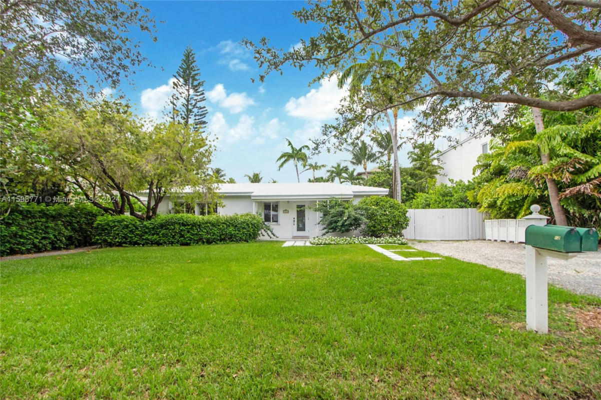 442 WARREN LN, KEY BISCAYNE, FL 33149, photo 1 of 13