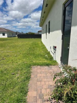 31137 SW 193RD AVE, HOMESTEAD, FL 33030, photo 3 of 9