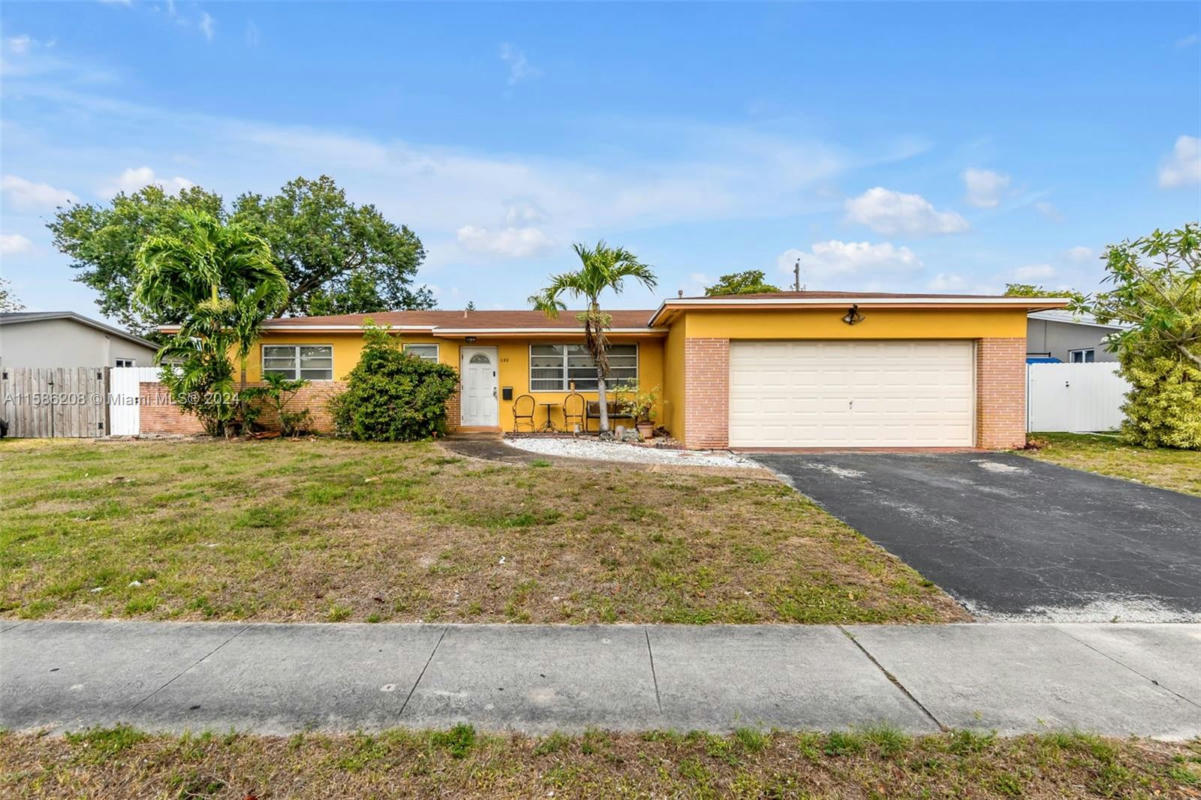 120 NW 76TH AVE, PEMBROKE PINES, FL 33024, photo 1 of 22