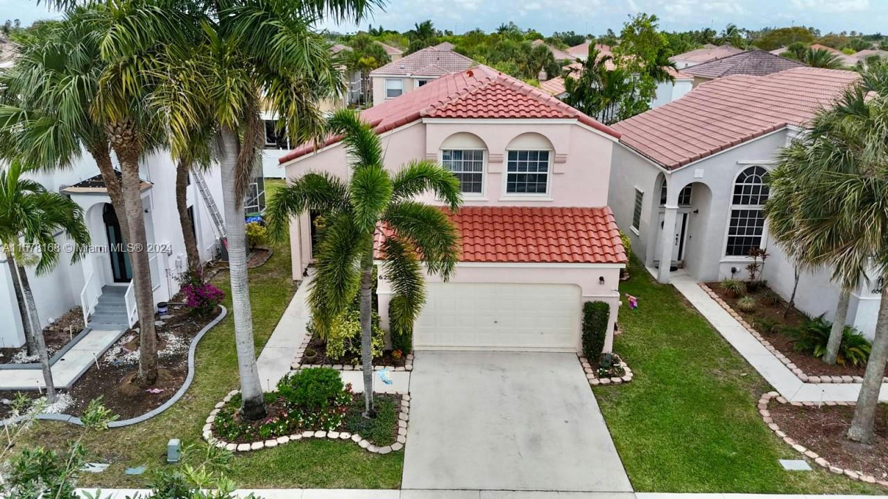 625 NW 158TH AVE, PEMBROKE PINES, FL 33028, photo 1 of 40