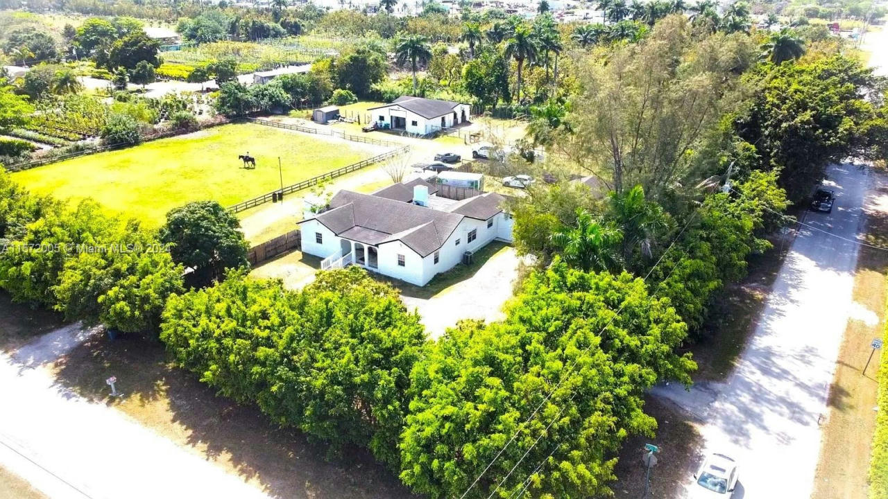 25600 SW 182ND AVE, HOMESTEAD, FL 33031, photo 1 of 18