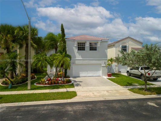 15341 NW 4TH ST, PEMBROKE PINES, FL 33028, photo 2 of 59