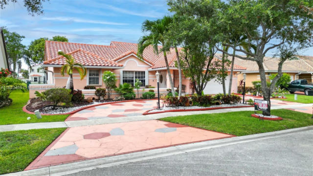 556 NW 164TH AVE, PEMBROKE PINES, FL 33028 - Image 1