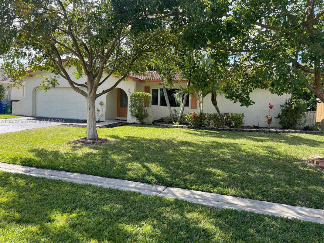 2794 NW 121ST DR, CORAL SPRINGS, FL 33065, photo 1 of 10