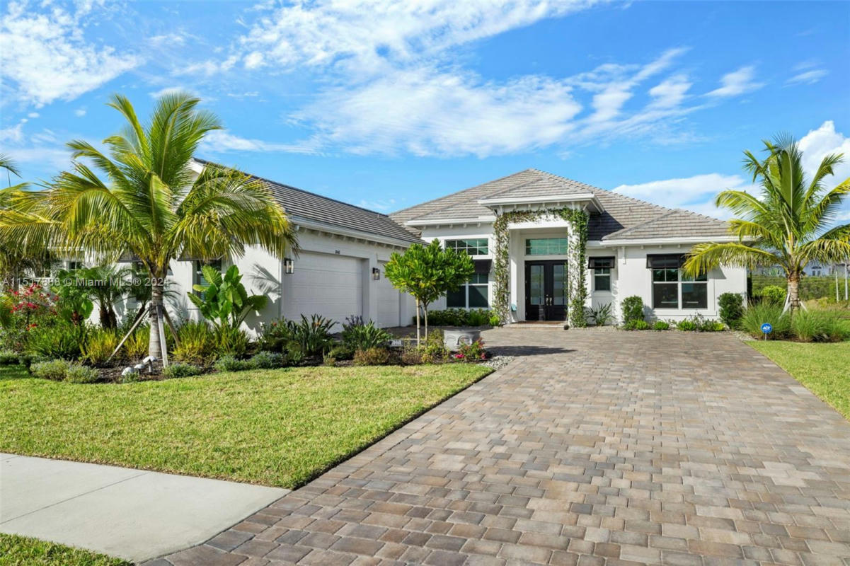 18468 WILDBLUE BLVD, FORT MYERS, FL 33913, photo 1 of 54