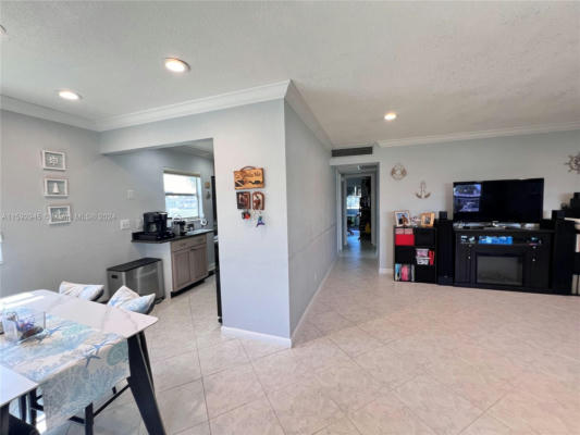 8 VALENCIA A # A, DELRAY BEACH, FL 33446, photo 3 of 29