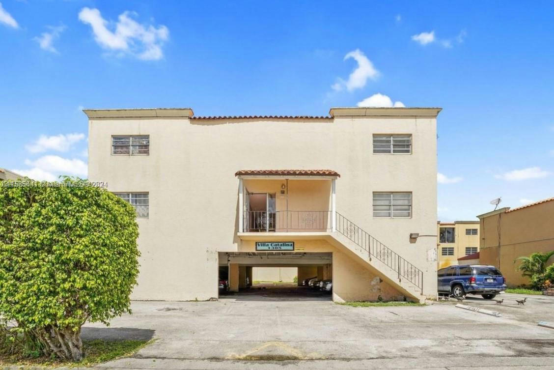 1305 W 53RD ST APT 421, HIALEAH, FL 33012, photo 1 of 20