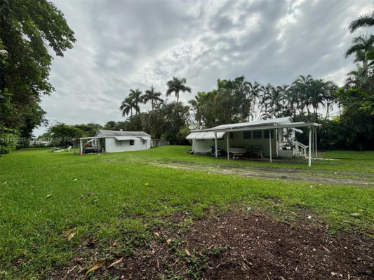 477 NE 154TH ST, MIAMI, FL 33162, photo 4 of 7