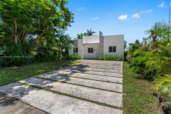 1314 NE 181ST ST, NORTH MIAMI BEACH, FL 33162, photo 3 of 32