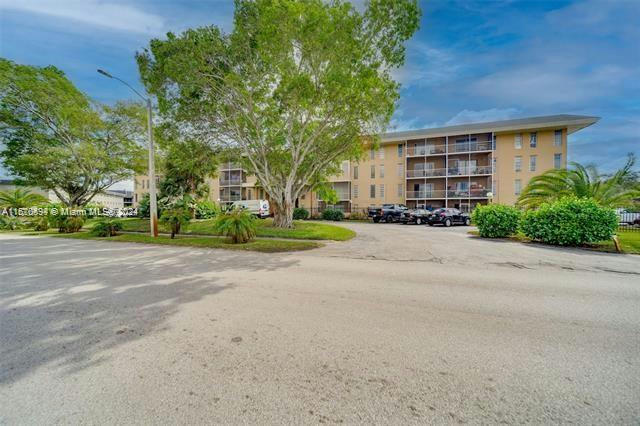 4848 NW 24TH CT APT 230, LAUDERDALE LAKES, FL 33313, photo 1 of 32
