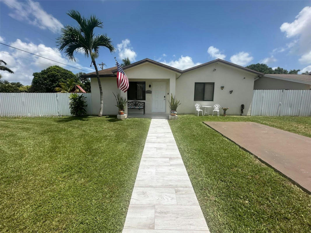 15985 SW 304TH TER, HOMESTEAD, FL 33033, photo 1 of 35