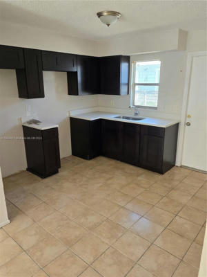 1598/1600 CYPRESS, FORT MYERS, FL 33907, photo 4 of 12