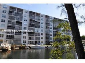 3660 NE 166TH ST APT 611, NORTH MIAMI BEACH, FL 33160, photo 1 of 19