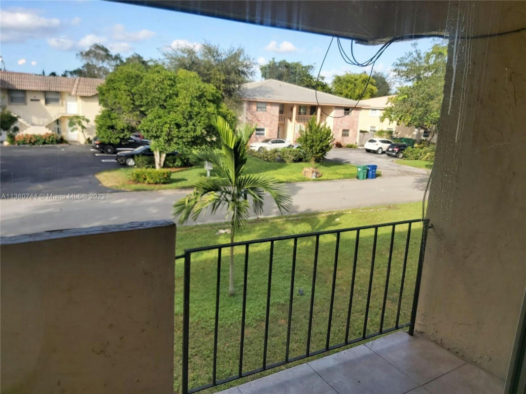10270 NW 35TH ST APT 30, CORAL SPRINGS, FL 33065, photo 1 of 8