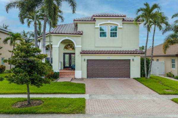 1041 NW 185TH AVE, PEMBROKE PINES, FL 33029 - Image 1