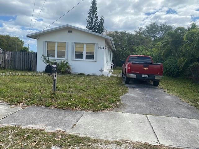 1018 NE 2ND AVE, FORT LAUDERDALE, FL 33304, photo 1 of 14
