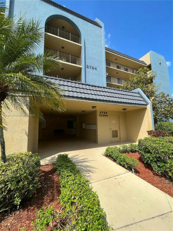 2794 TENNIS CLUB DR APT 402, West Palm Beach, FL 33417 For Sale | MLS#  A11353421 | RE/MAX