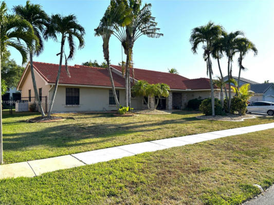 19460 NW 8TH ST, PEMBROKE PINES, FL 33029, photo 4 of 57