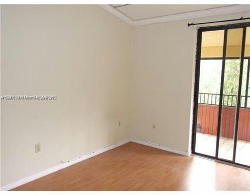 16220 NW 2ND AVE APT 510, MIAMI, FL 33169, photo 3 of 4