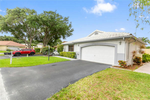 6101 SWINDEN LN, DAVIE, FL 33331 - Image 1